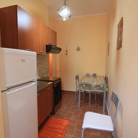 Casa Di Elide