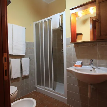 Casa Di Elide Πανσιόν Fondi