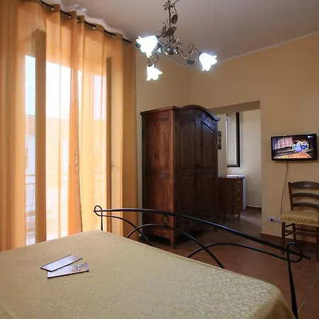 Casa Di Elide 3*