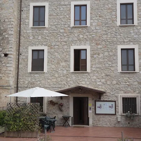 Casa Di Elide